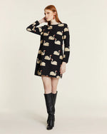 Vestido Corto Bordado Cisnes