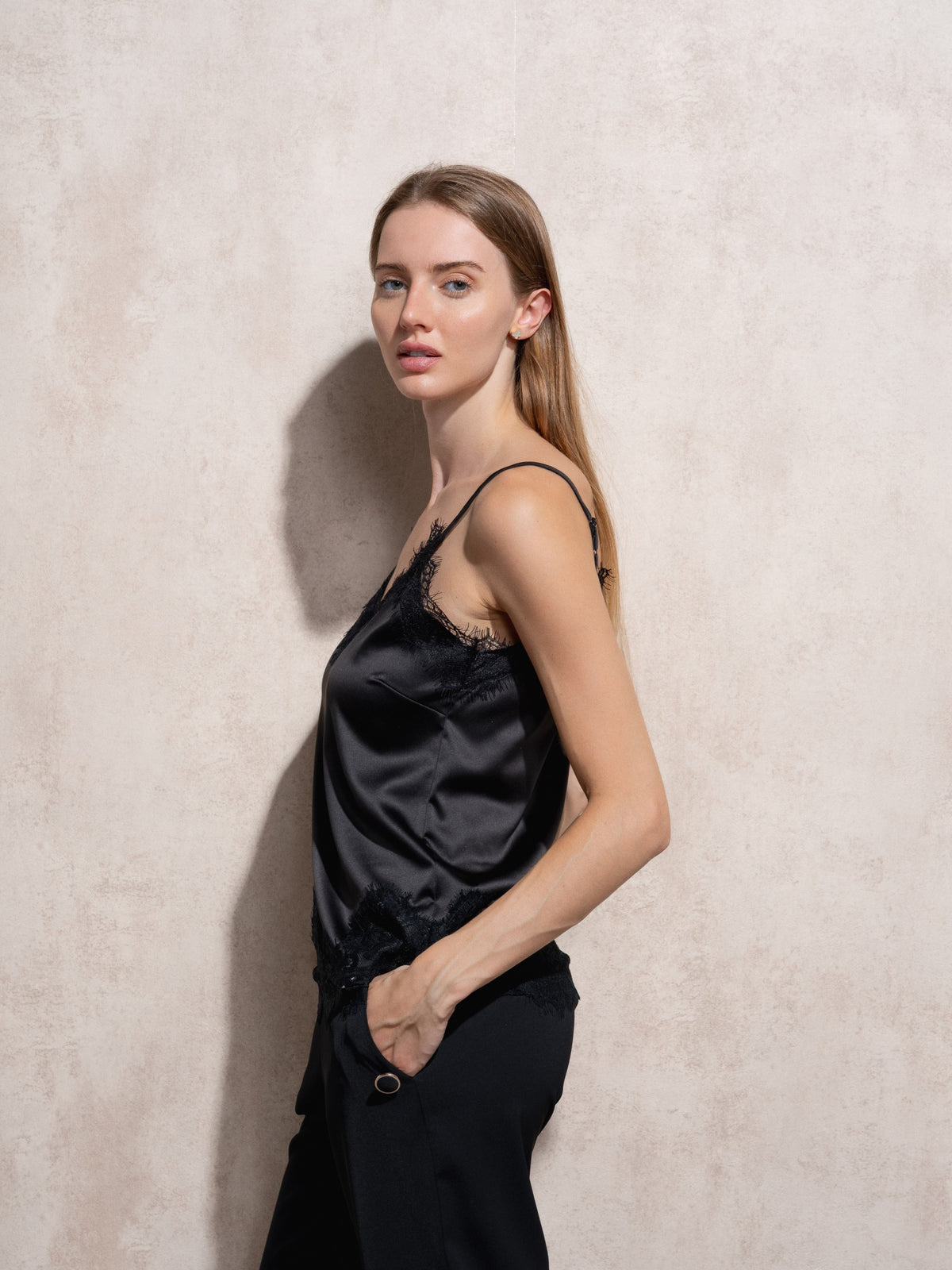 Top Satén con Encaje