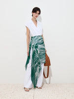 Foulard estampado verde para looks sofisticados