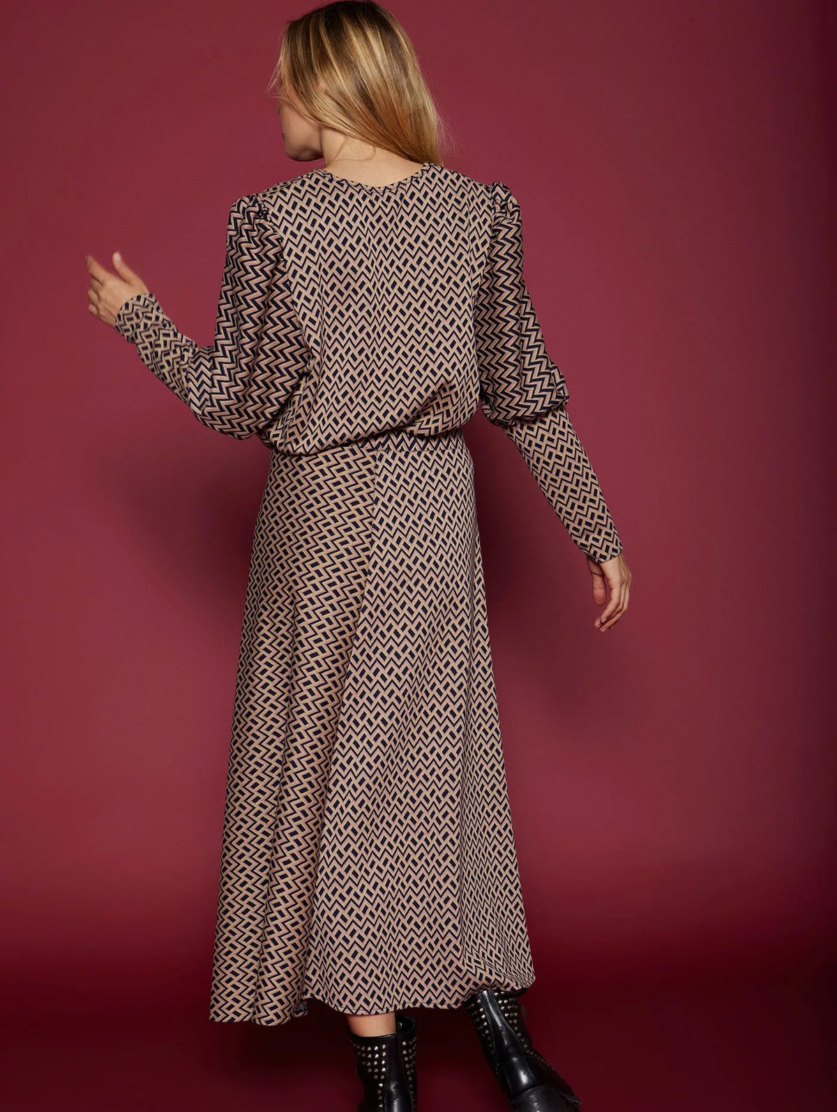 Camiseta Estampado Geométrico Night