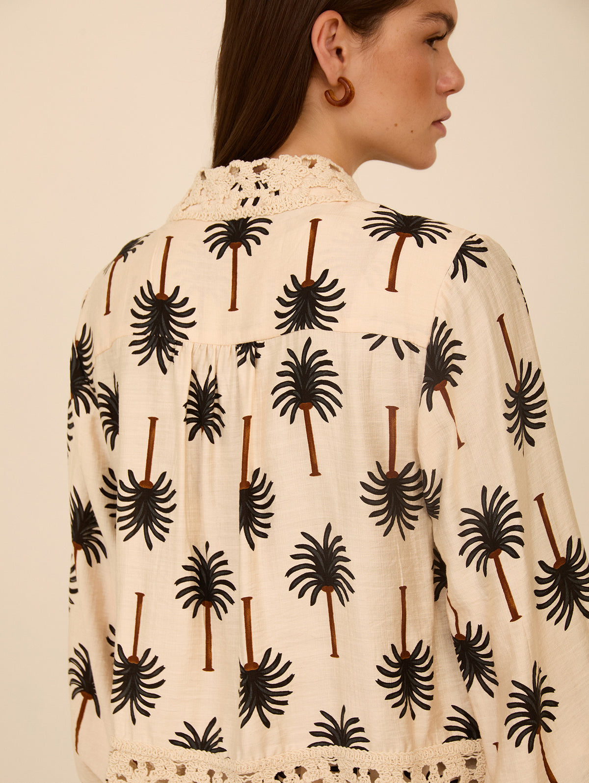 Camisa con Estampado Palmeras