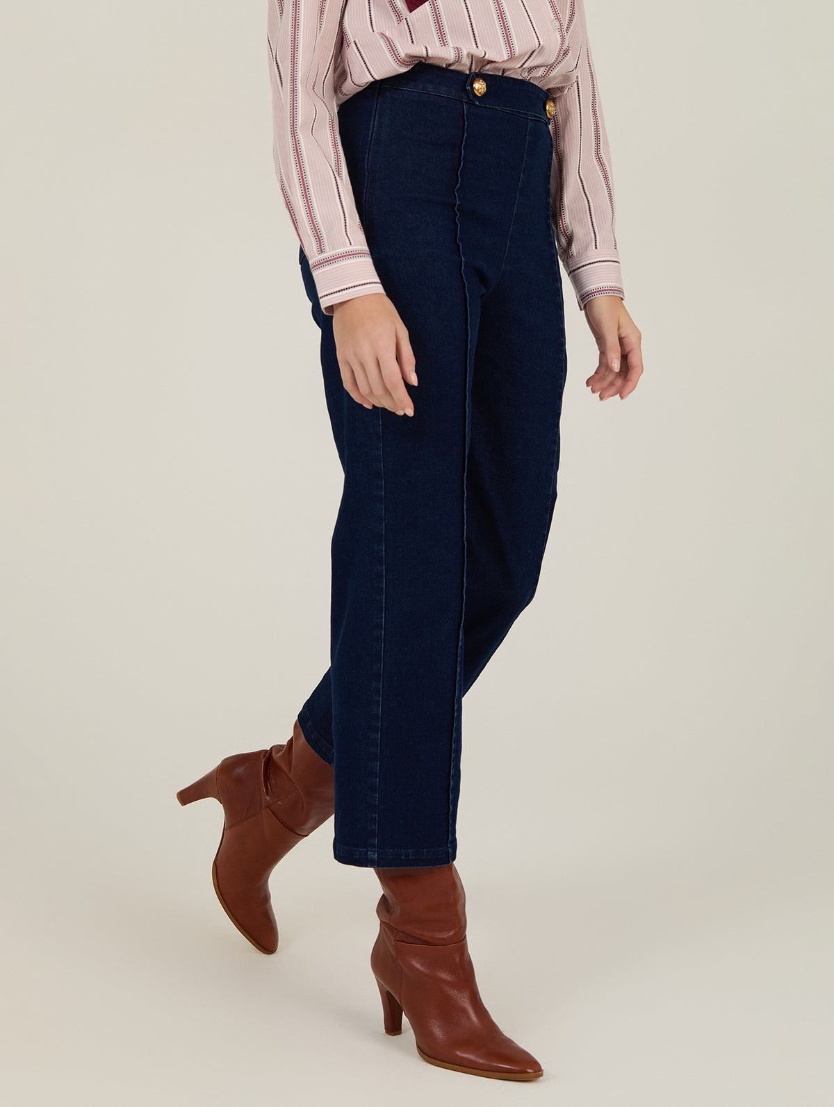 Pantalón Tobillero Denim Botones