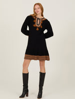 Vestido Corto Punto Negro