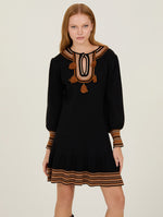 Vestido Corto Punto Negro