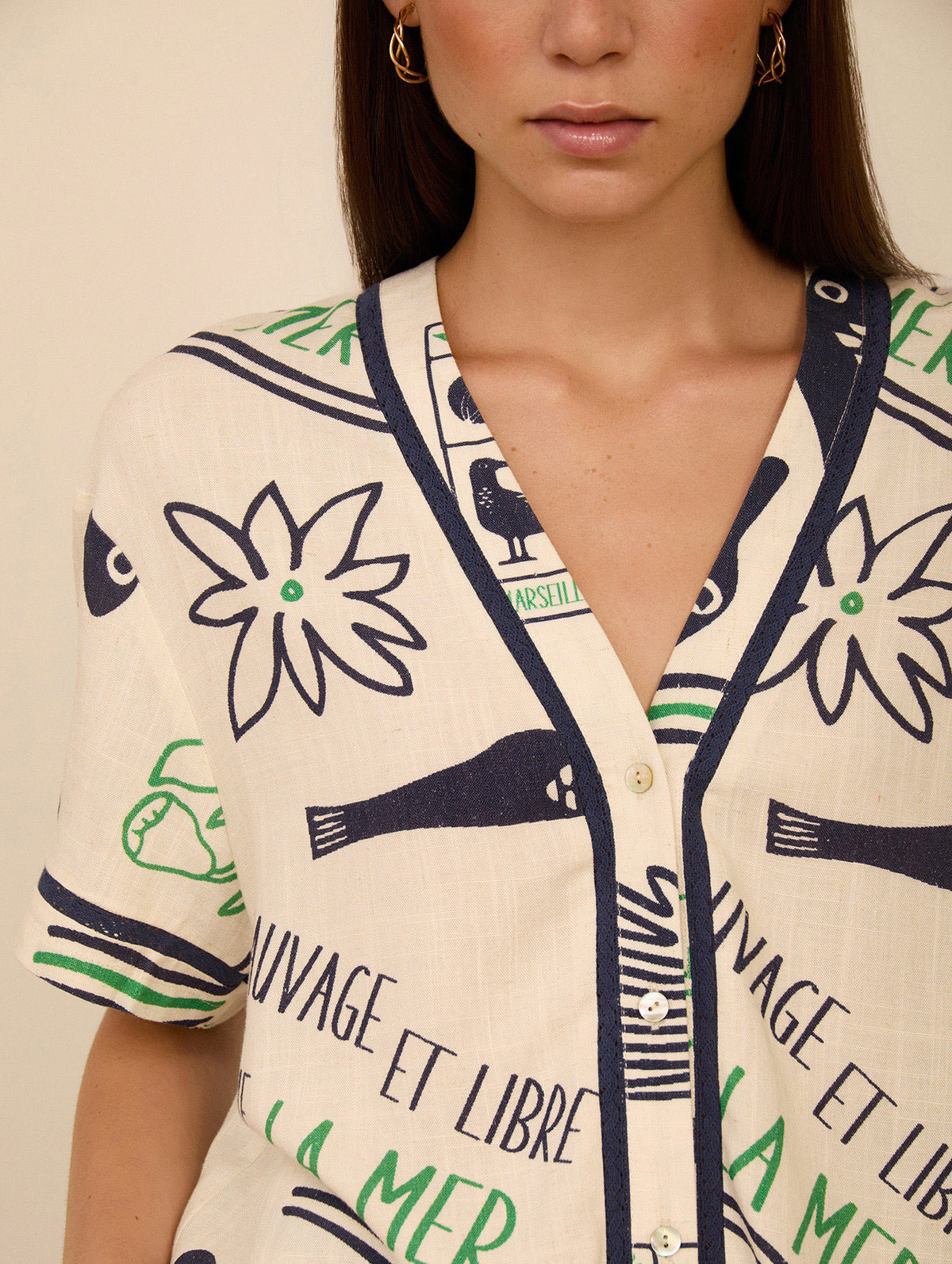 Camisa Estampada Mar con Botones Nácar