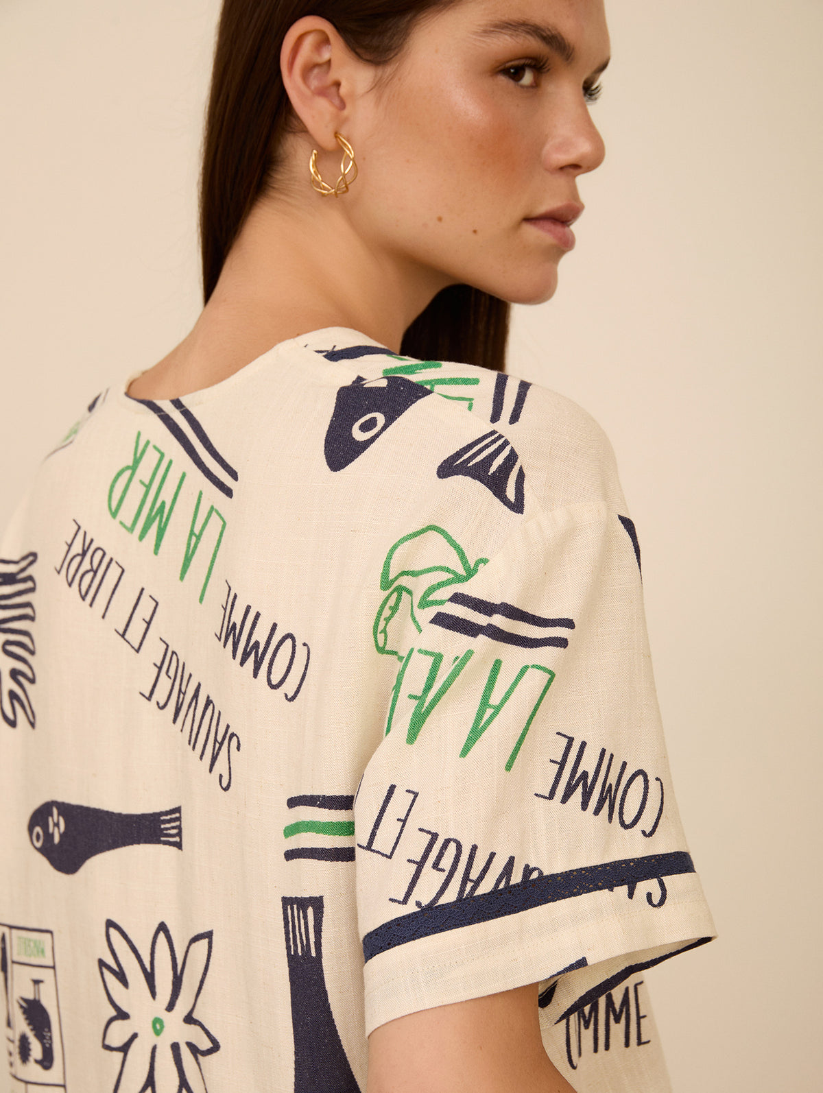 Camisa Estampada Mar con Botones Nácar