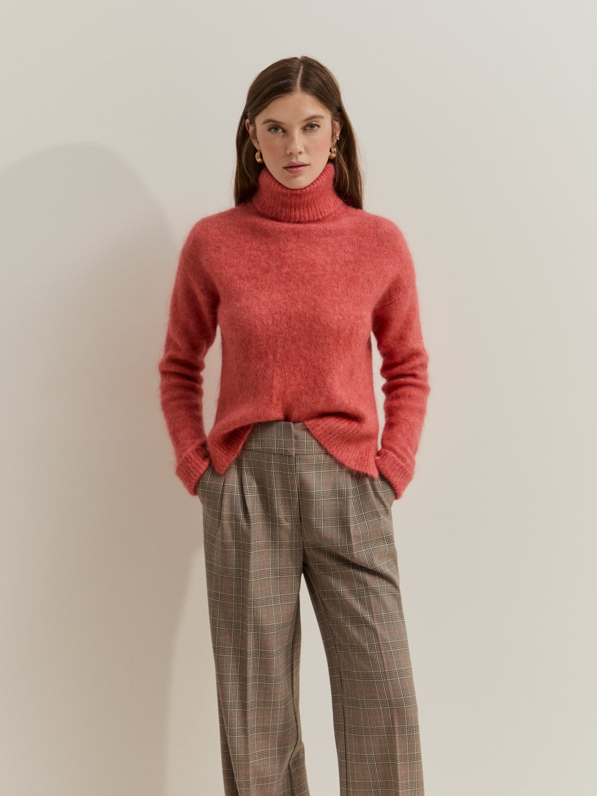 Pantalón plisado con estampado de cuadros