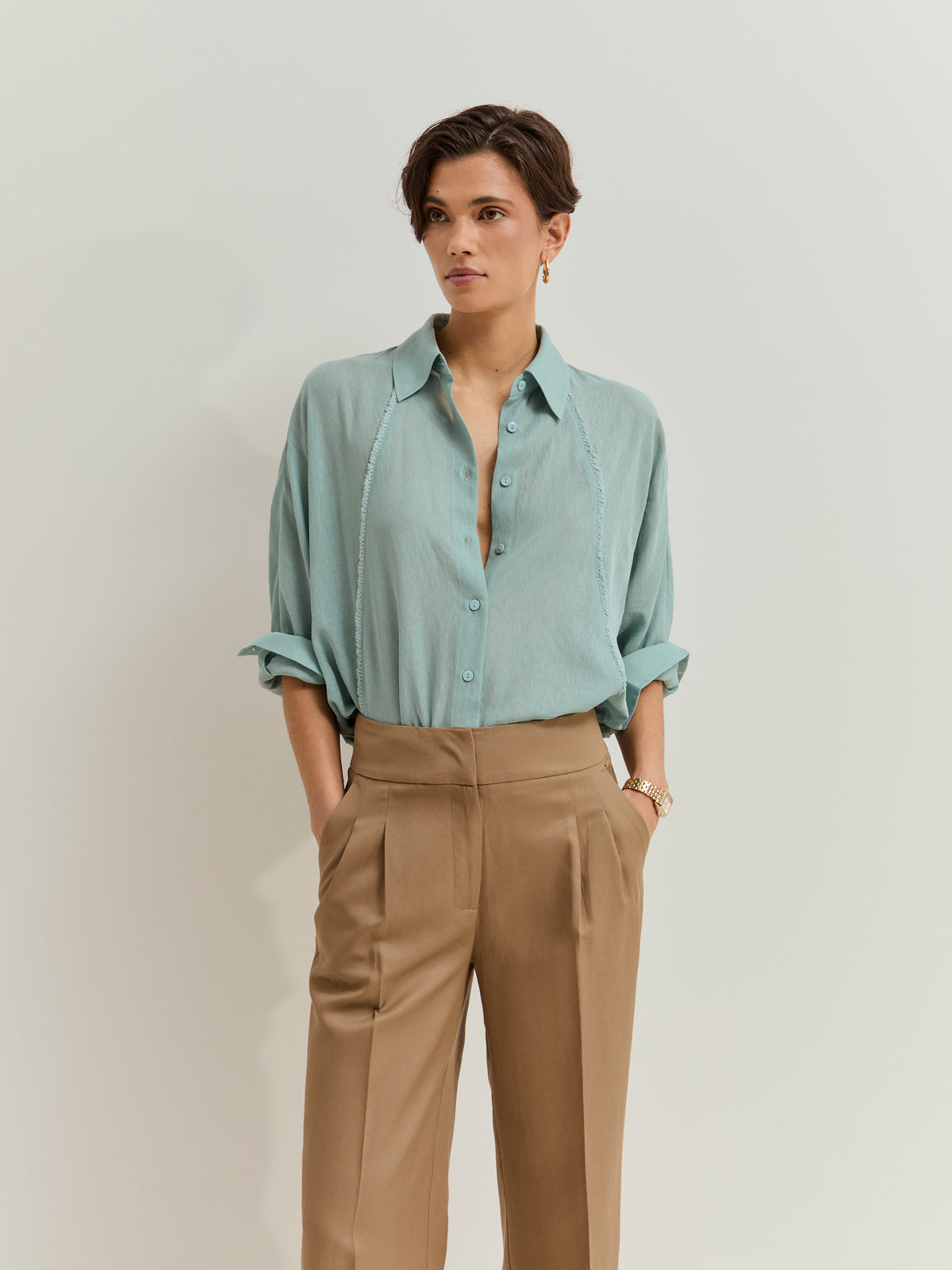 Pantalón Wide Leg Oversize en Mezcla de Algodón y Lyocell Los pantalones de pierna ancha con corte oversize