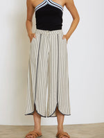 Pantalón Rayas y Contraste