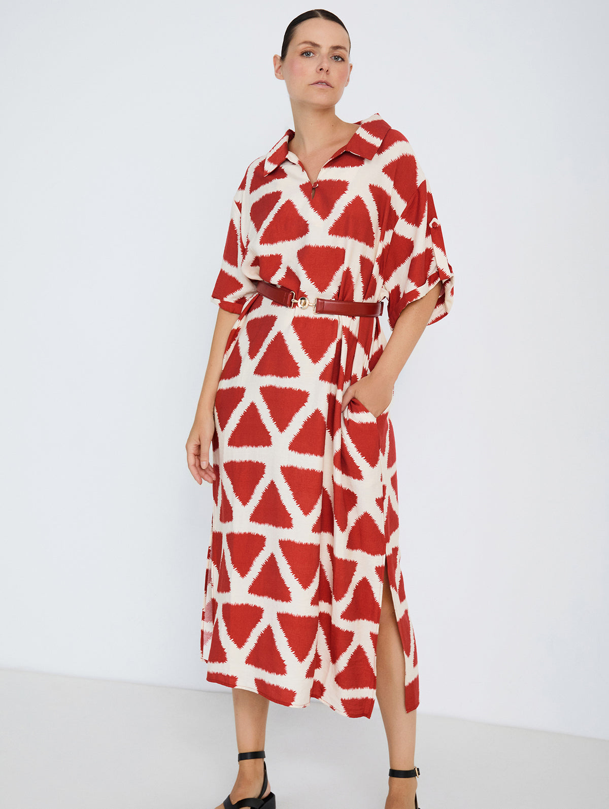 Vestido Midi Estampado Geométrico Cuello Camisero