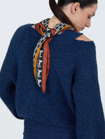 Pañuelo Satinado Caballos Negro