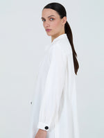 Camisa Larga Botón Blanca