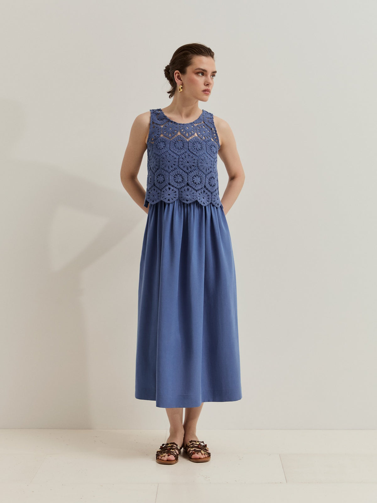 Vestido largo de lino y Tencel con top de crochet desmontable