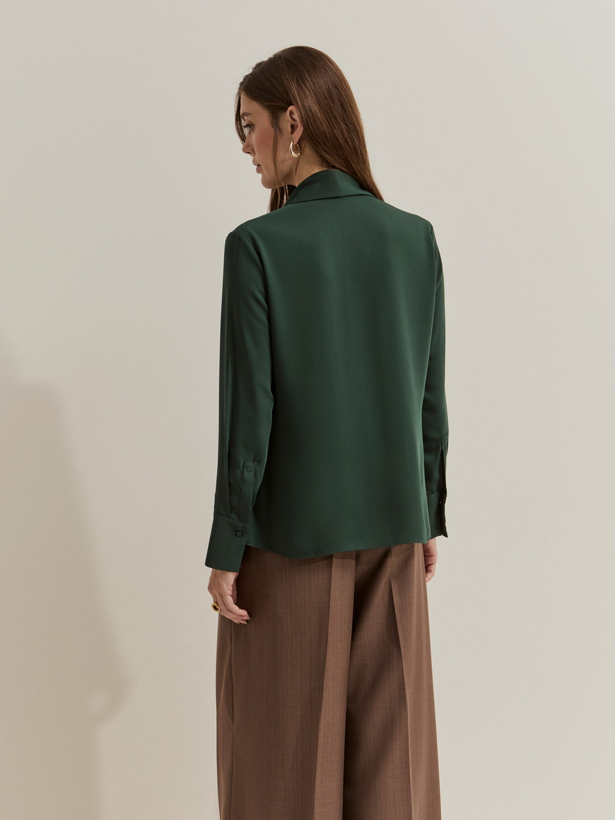 BLUSA VAPOROSA CON LAZO
