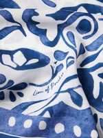 Blusa Floral con Manga 3/4 y Cenefa Geométrica