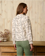 Camisa Bordados en Negro