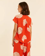 Camisa Estampada Caracolas
