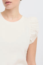 Camiseta Blanca Básica con Volante en Manga