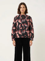 CHAQUETA BOMBER ACOLCHADA ESTAMPADO PAJAROS