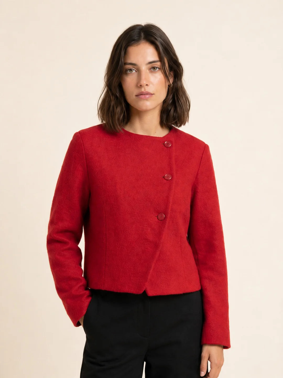 CHAQUETA CORTA PELO VEGANO ROJA