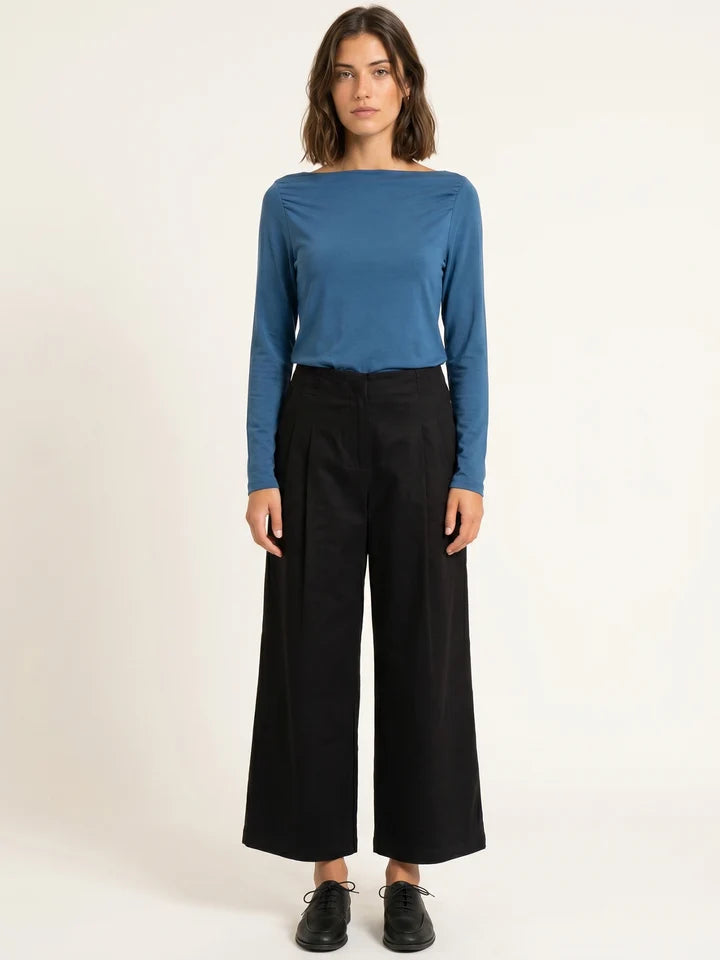 PANTALON MICROPANA DE PIERNA ANCHA