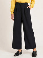 PANTALON NEGRO ANCHO DE TIRO ALTO