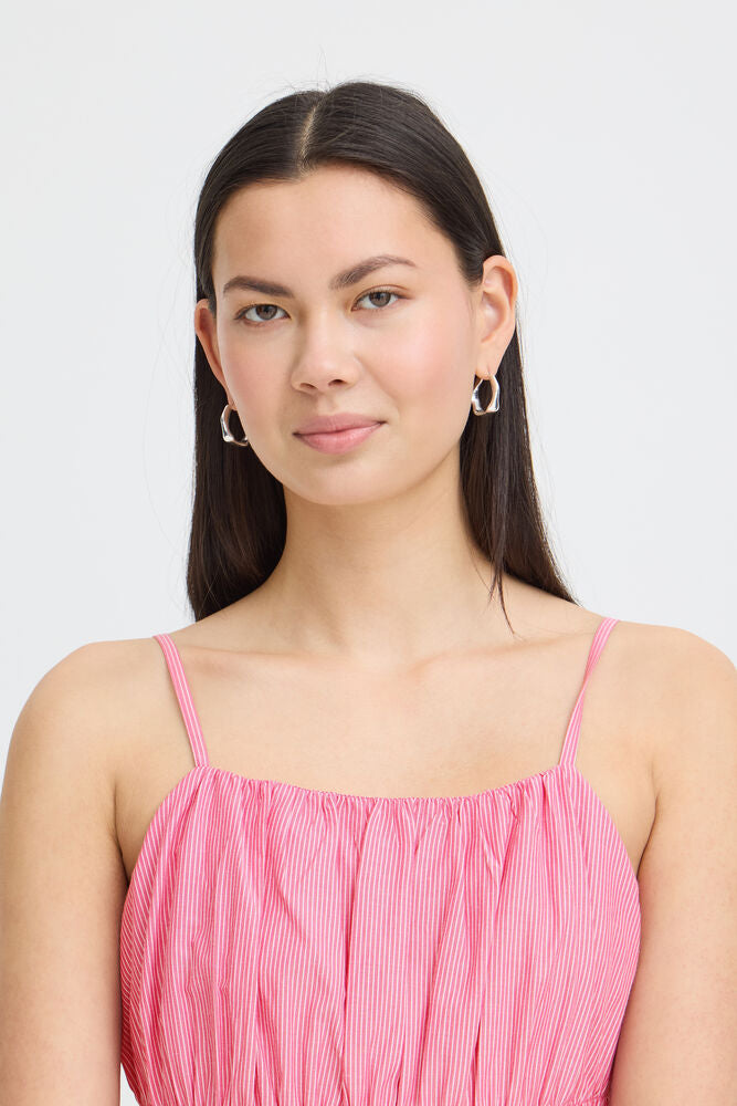 Top rosa de rayas con tirantes y frunce