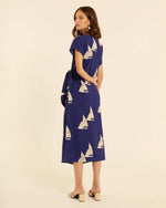 Vestido Anudado con Bordado Barcos