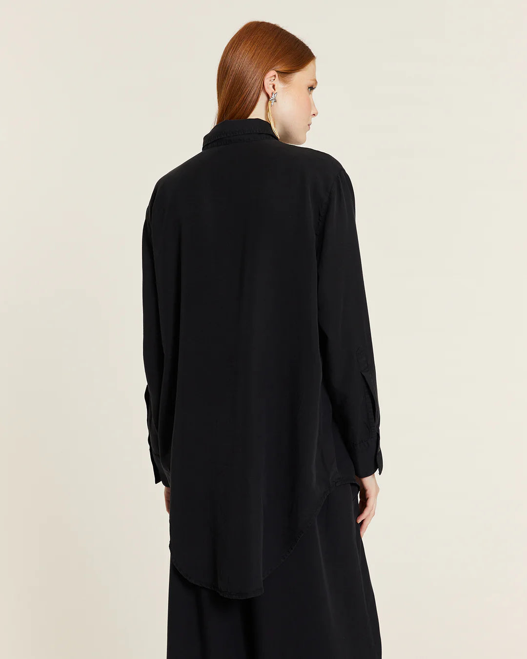 Camisa Larga Tencel Negra