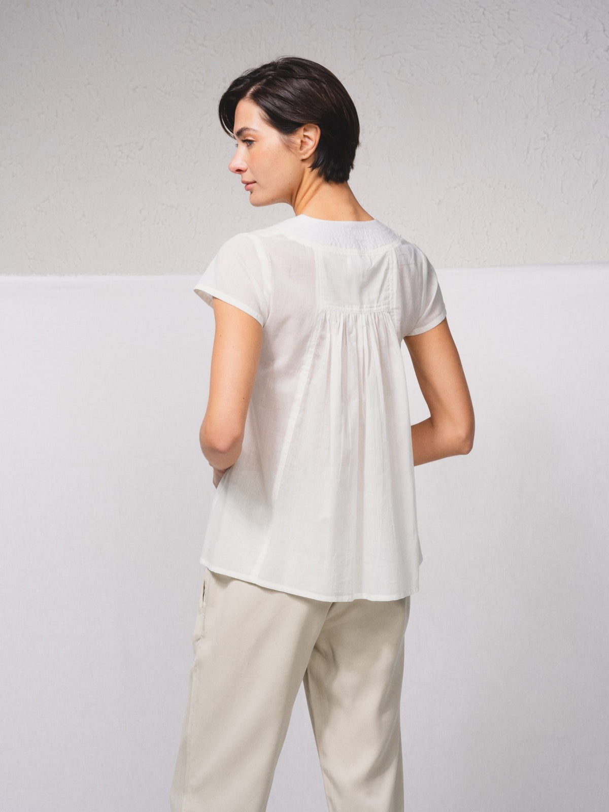Blusa Escote Pico