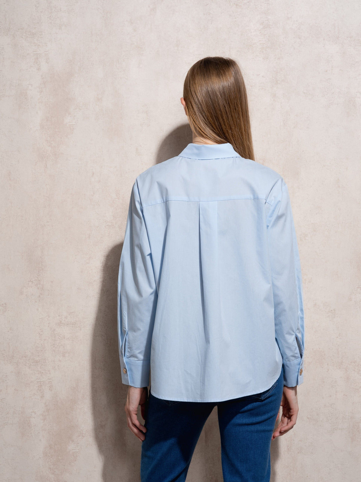 Camisa Fluida con Botones