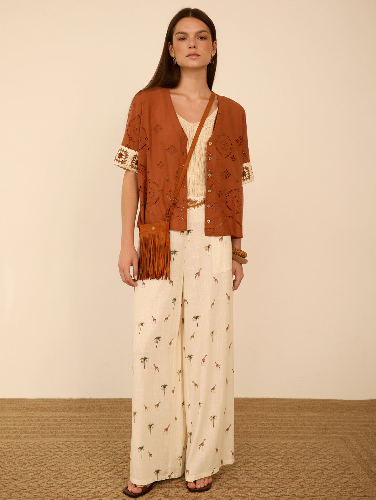 Blusa Algodón con Bordado y Detalle Crochet