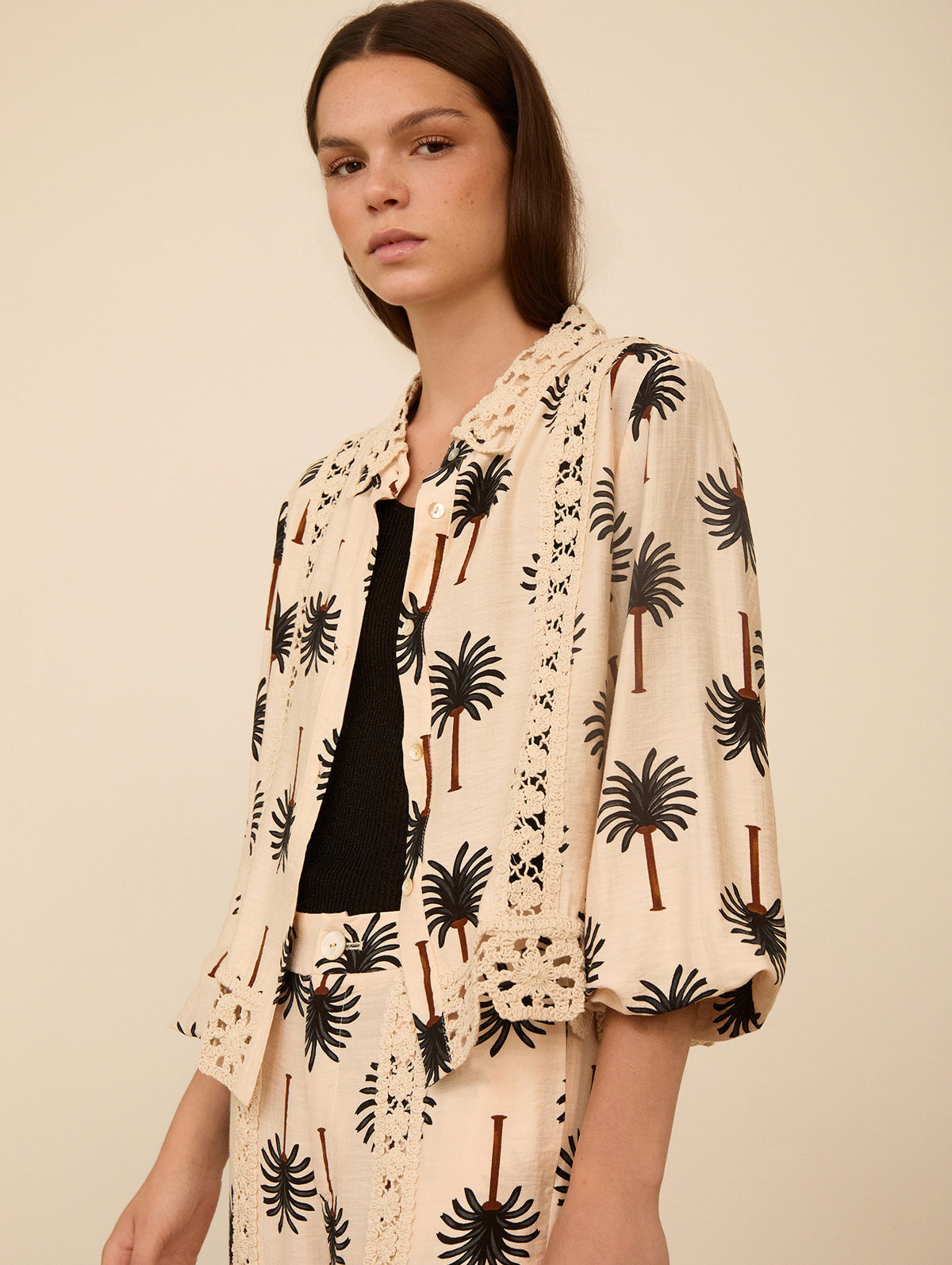 Camisa con Estampado Palmeras