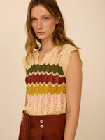Top Calado con Franja Colores
