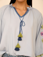 Blusa Con Mangas Bordadas