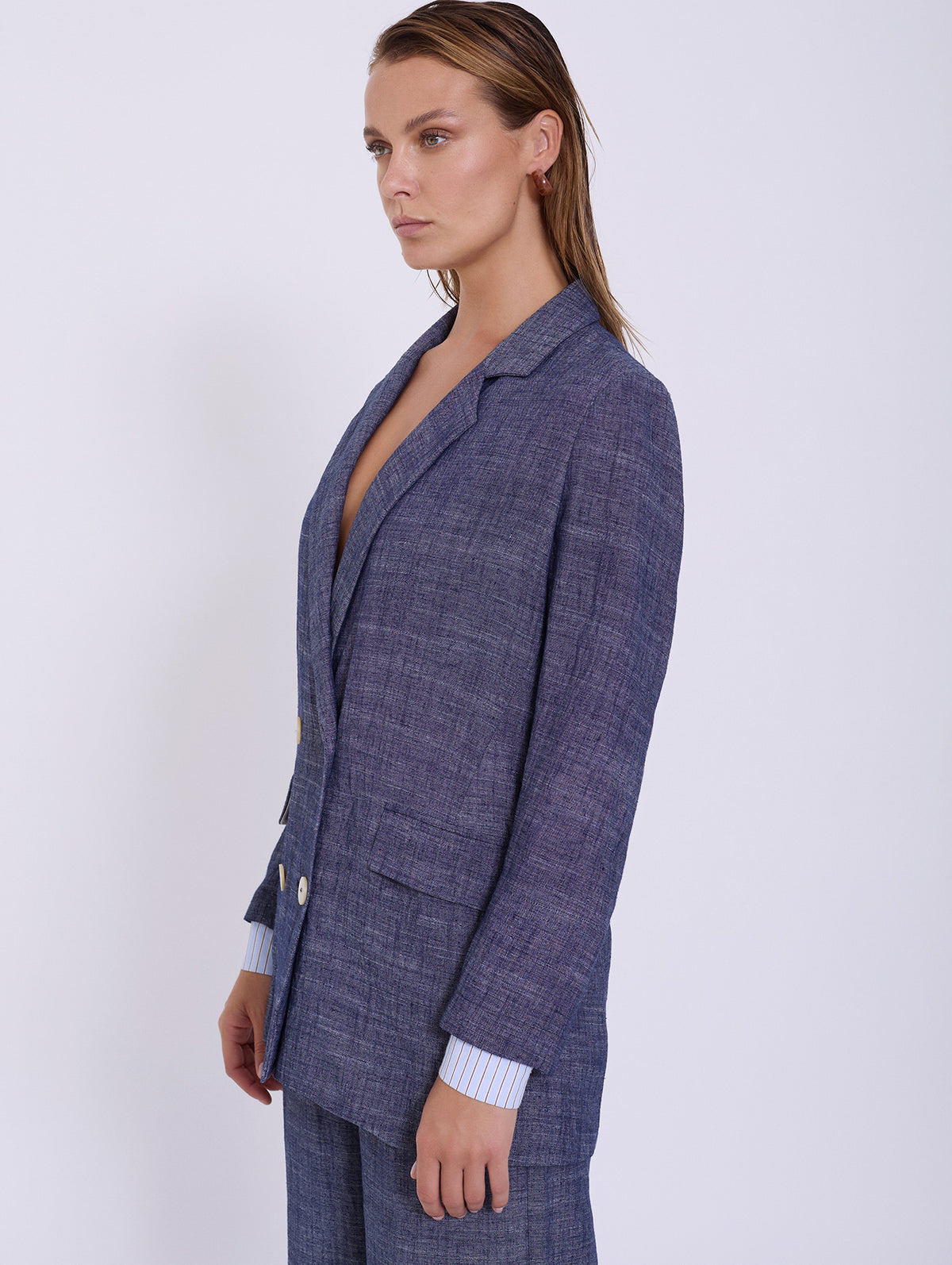 Blazer Lino con Detalle en Puño
