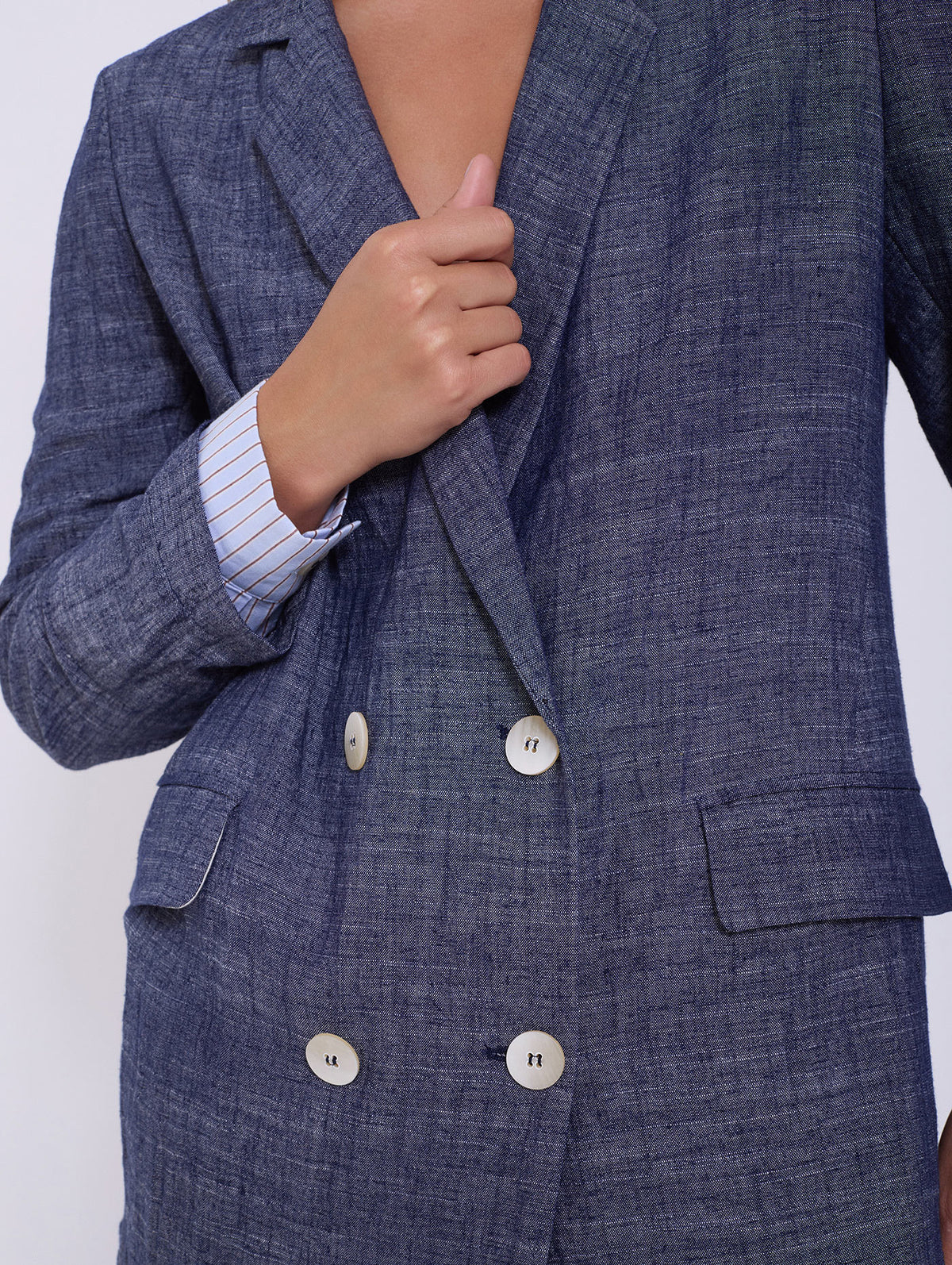 Blazer Lino con Detalle en Puño
