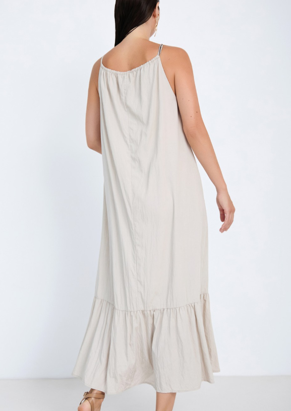 Vestido Largo Fluido con Cuello Halter