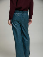 PANTALON RECTO EFECTO PIEL