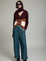 PANTALON RECTO EFECTO PIEL