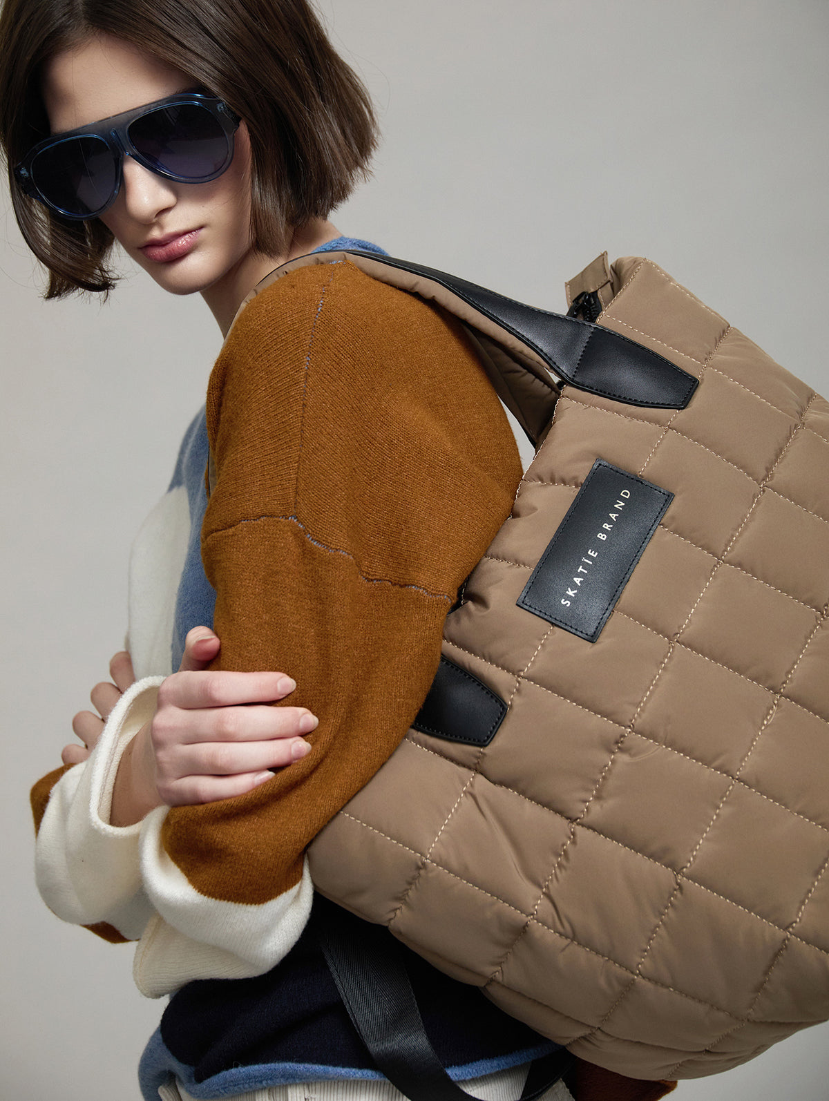 BOLSO TOTE MAXI ACOLCHADO