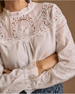 Blusa Bordados Oli Blanca