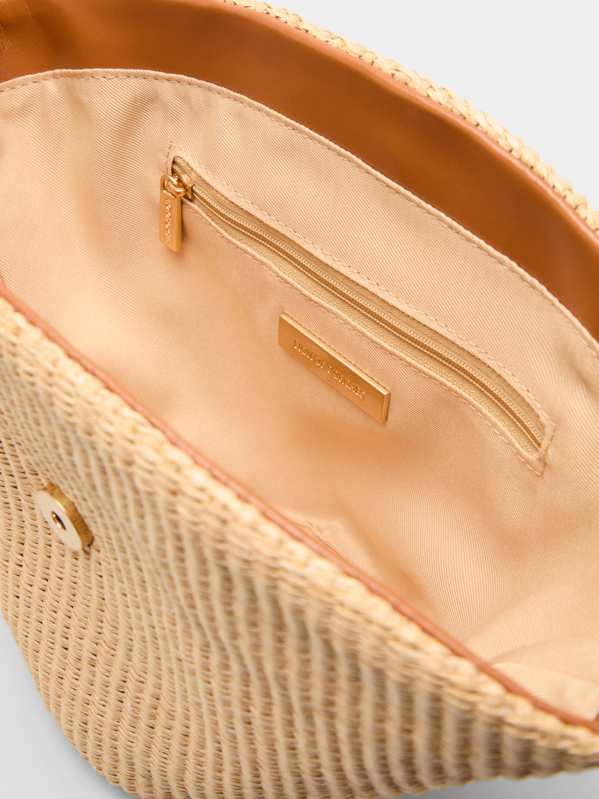 Bolso Bandolera Rafia con Solapa Efecto Piel