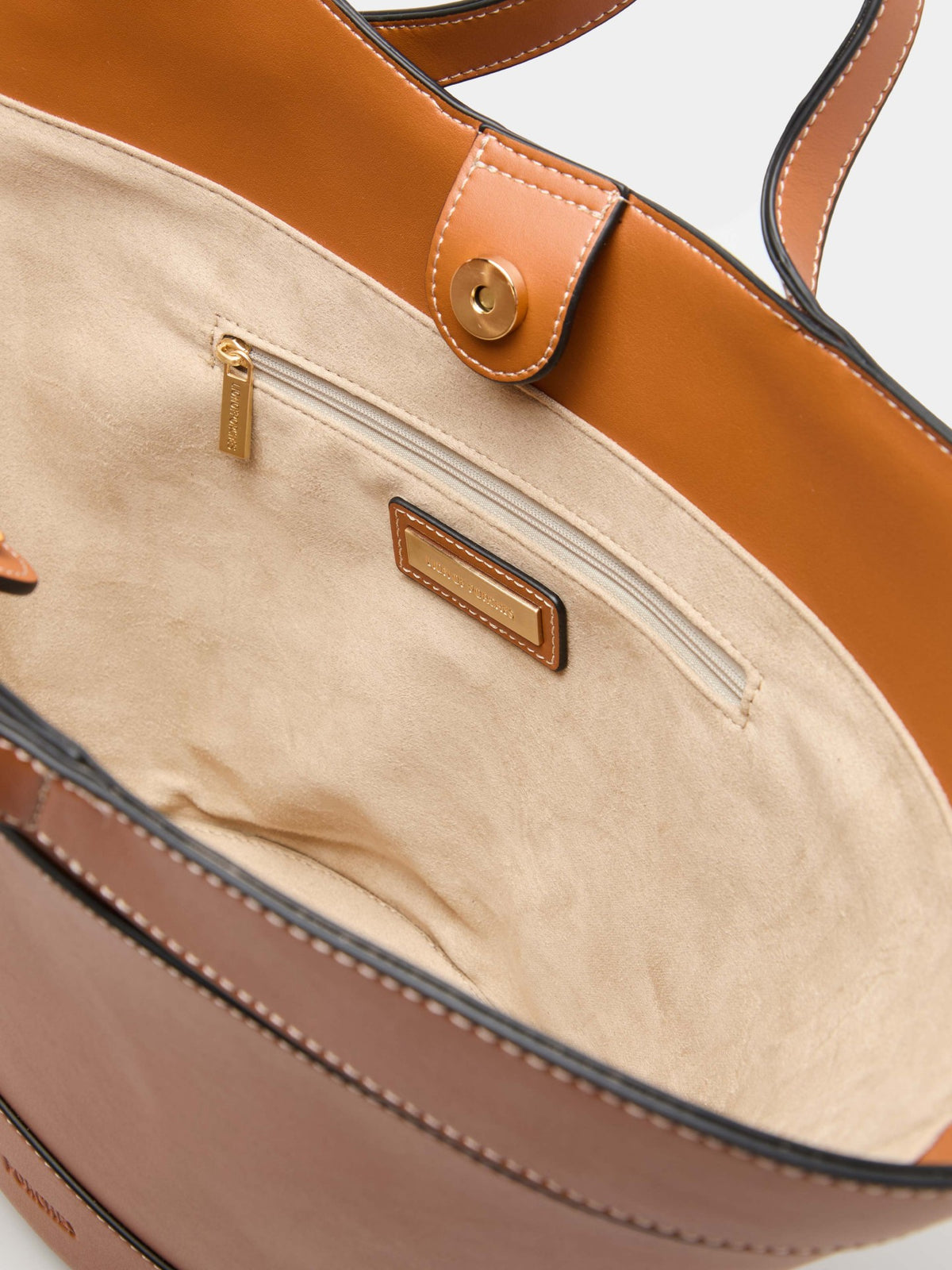 Bolso Bucket diseño Capas Superpuestas