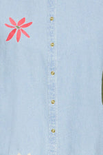 Camisa Ihtulle vaquera bordada con cuello mao