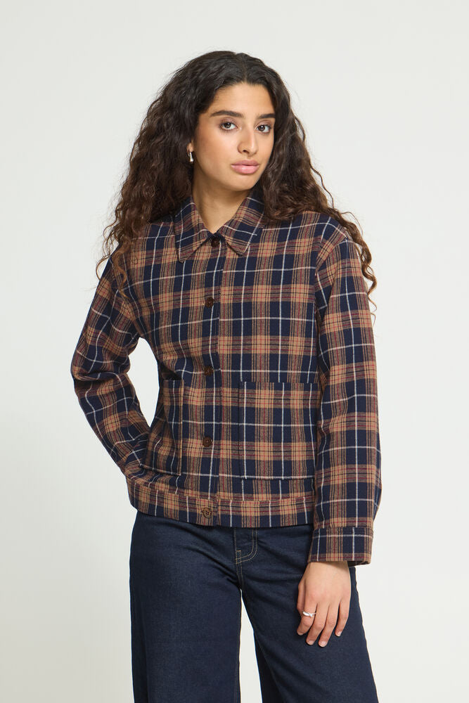CHAQUETA CORTA CUADROS CON BOLSILLOS