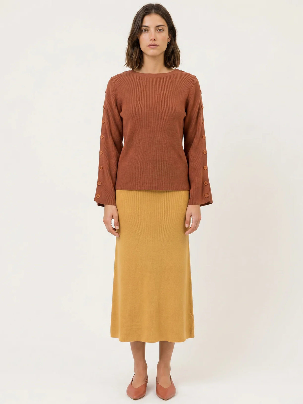 JERSEY PUNTO CANALE CON BOTONES EN MANGAS MARRON