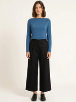PANTALON MICROPANA DE PIERNA ANCHA
