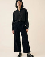 PANTALON MICROPANA DE PIERNA ANCHA