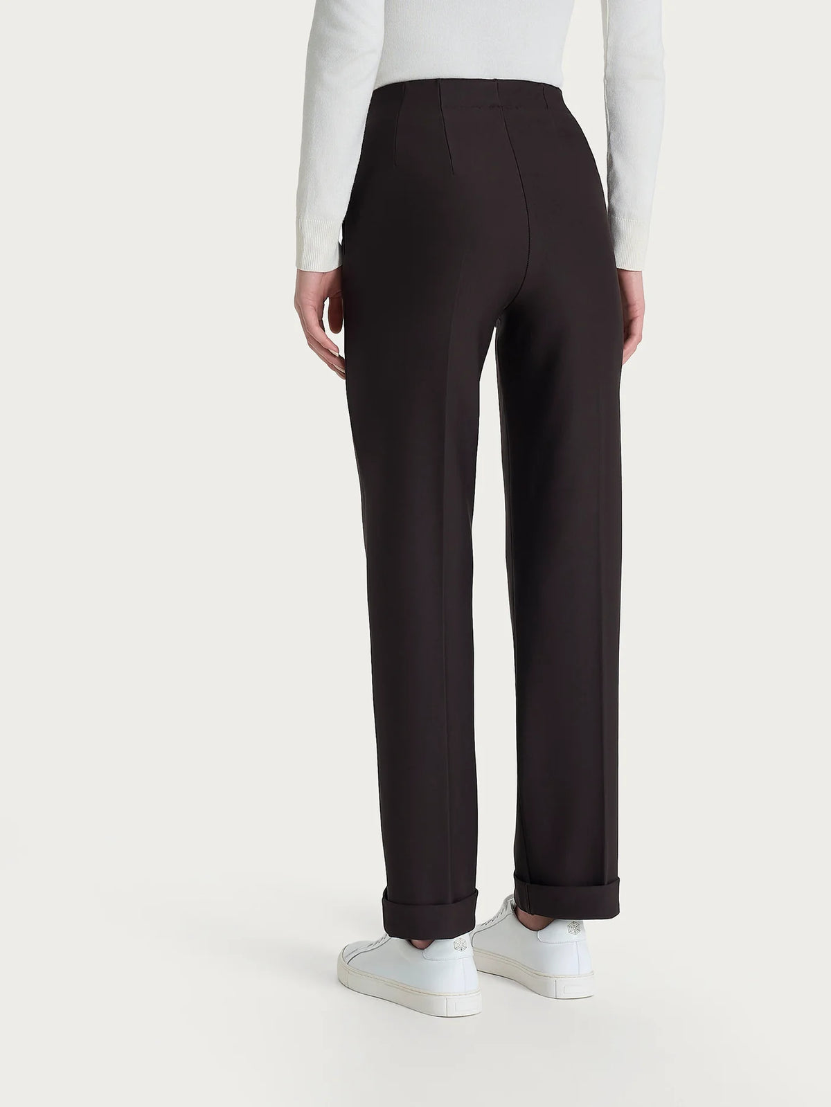 Pantalón Recto con Bolsillos